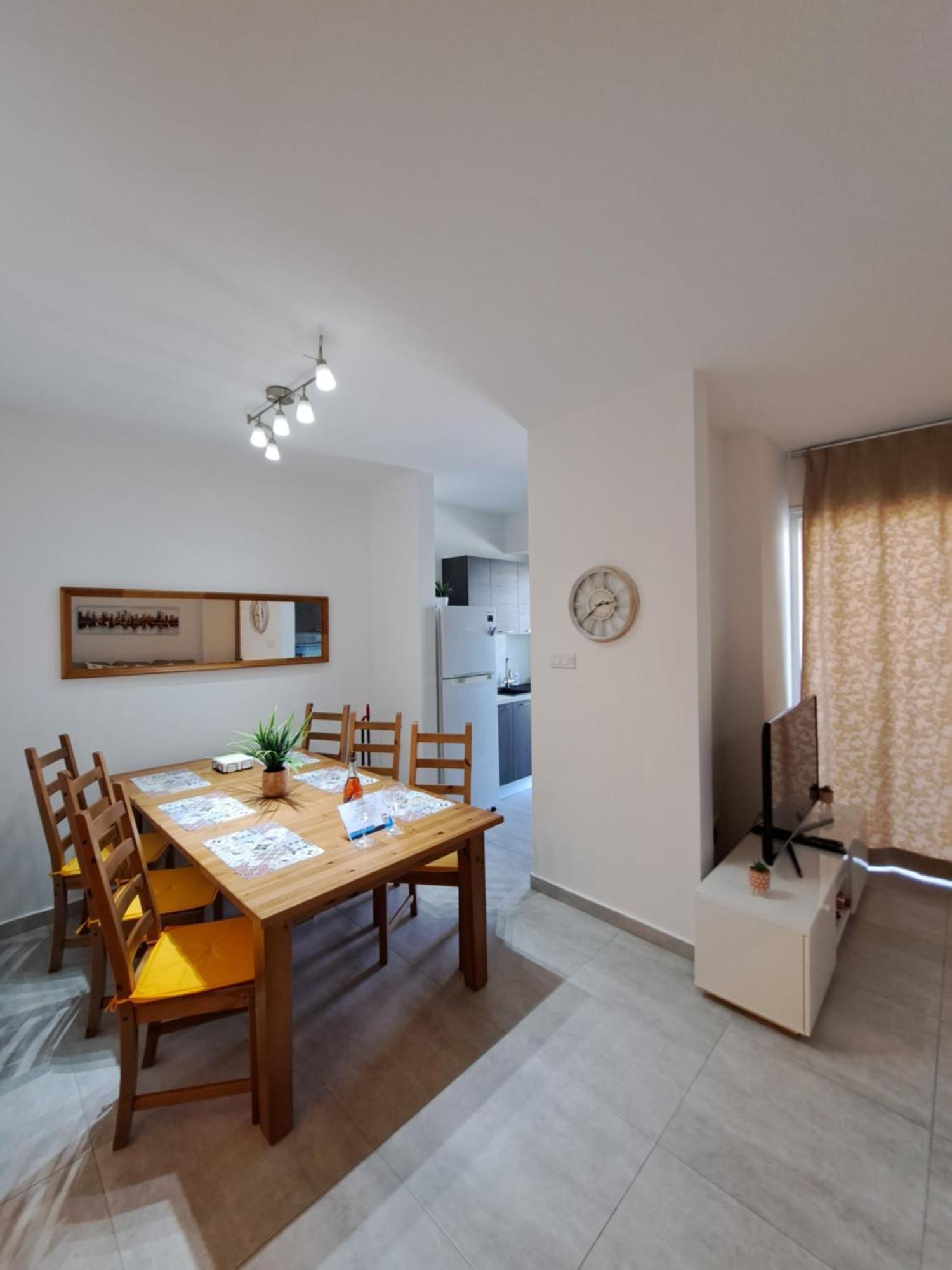 Albert'S Apartment St Lazarus 402 B - First Floor Larnaca Dış mekan fotoğraf