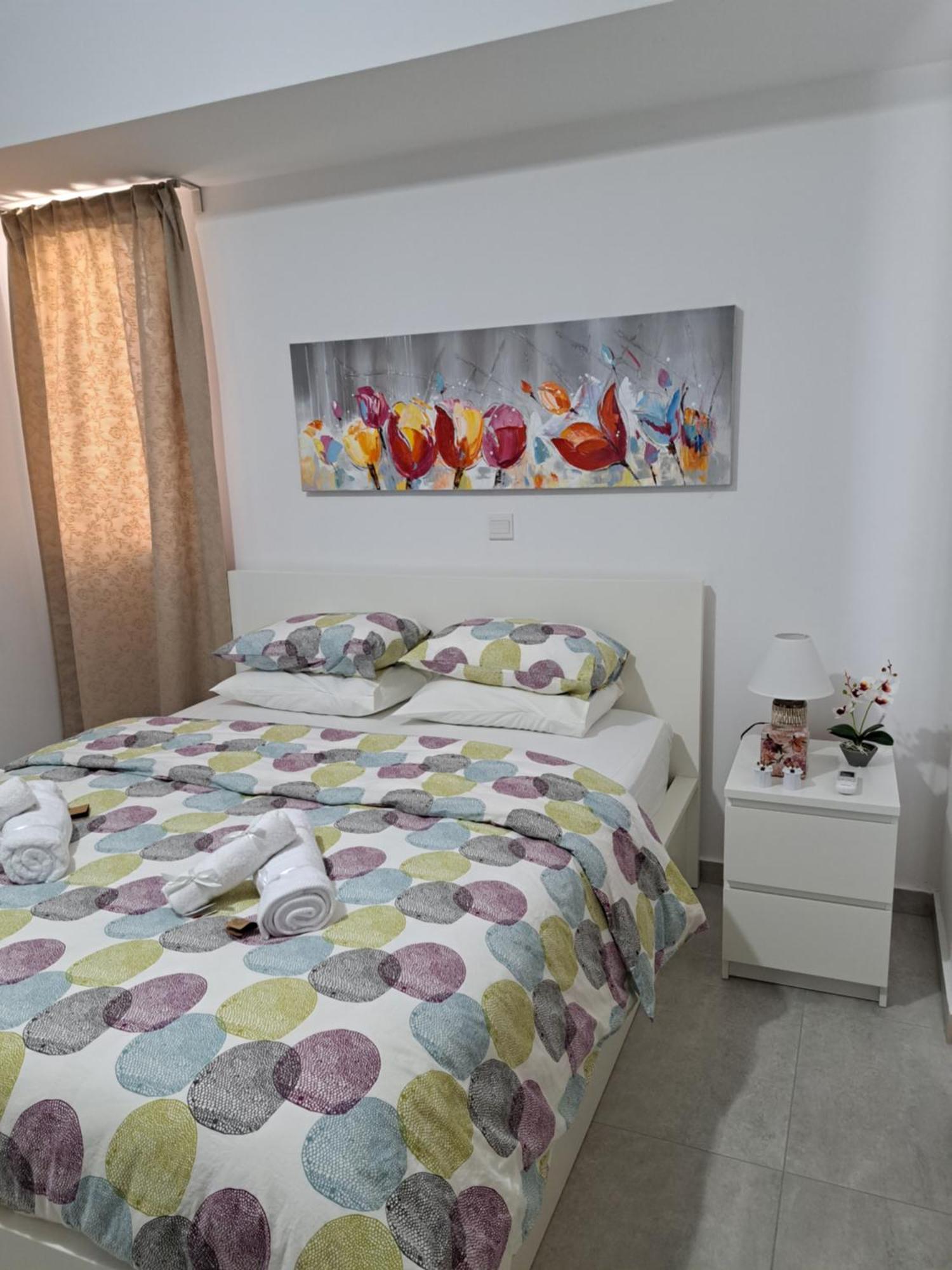 Albert'S Apartment St Lazarus 402 B - First Floor Larnaca Dış mekan fotoğraf
